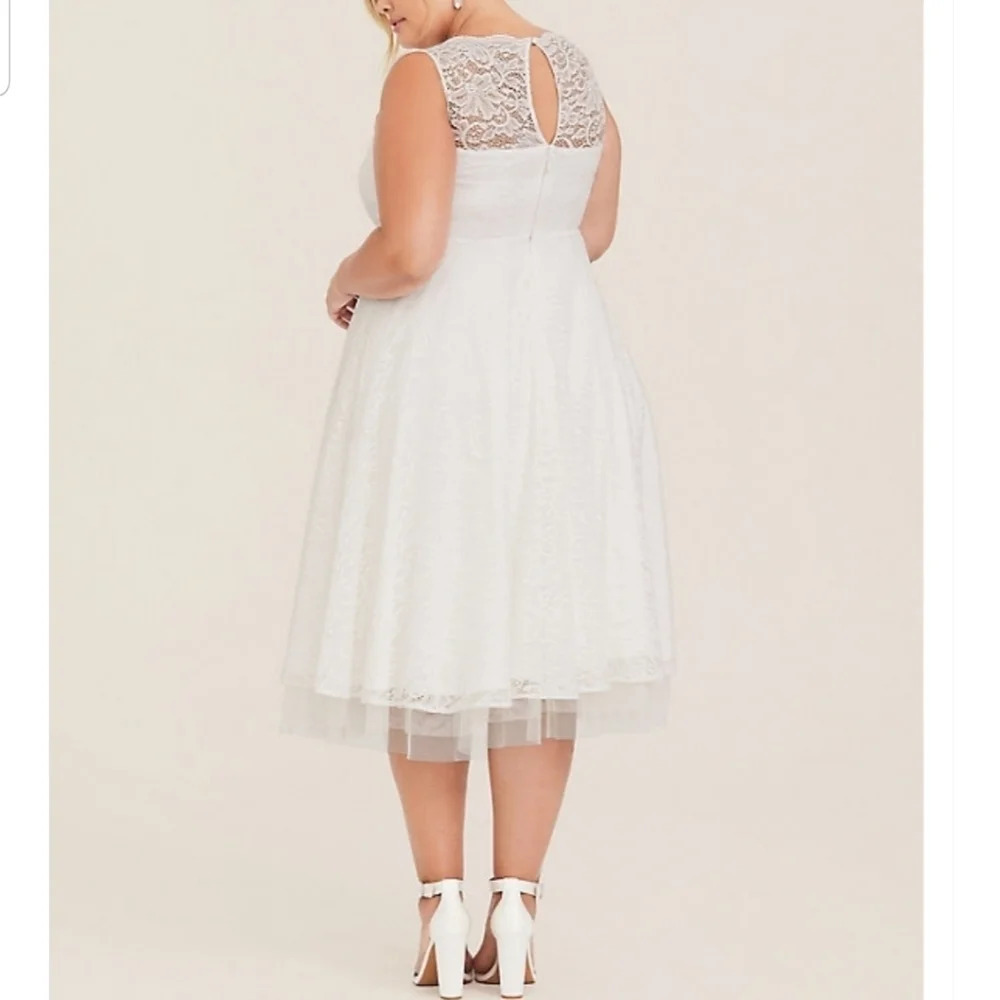Torrid Lace Bridal Wedding Ivory Dress 14 - Picture 3 of 8